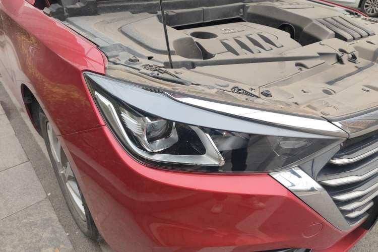 Used BAIC Senova D50 2019 1.5L Manual Luxury Edition China VI Right Front Headlight