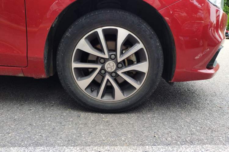 Used BAIC Senova D50 2019 1.5L CVT Luxury Edition China V Right Front Wheel Hub