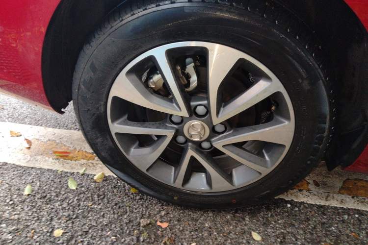 Used BAIC Senova D50 2019 1.5L CVT Luxury Edition China V Right Rear Wheel Hub