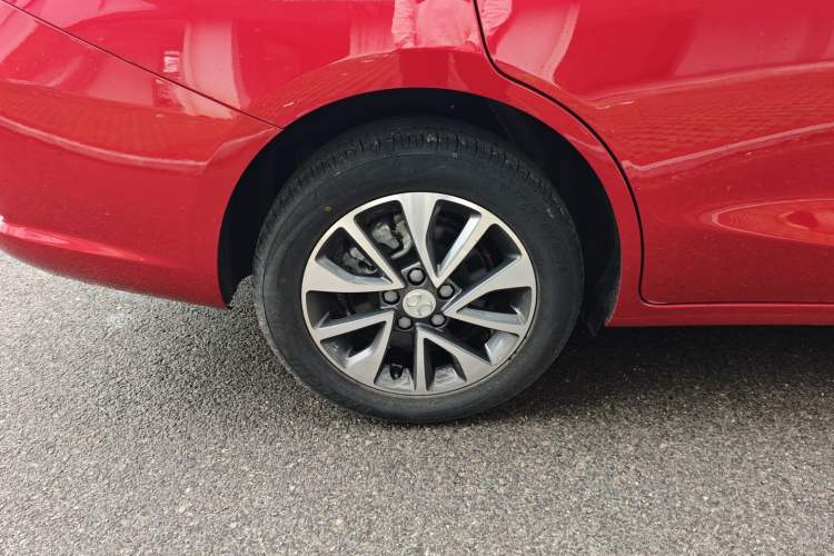 Used BAIC Senova D50 2019 1.5L CVT Luxury Edition China V Right Rear Wheel Hub
