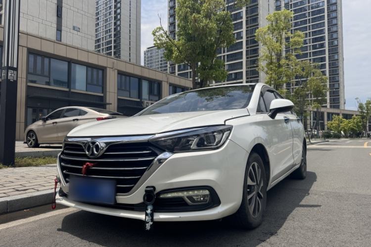 Used BAIC Senova D50 2019 1.5L CVT Luxury Edition China V Guazi used car, China used car export, Used car for sale, Used cars, Cheapest cars for sale
