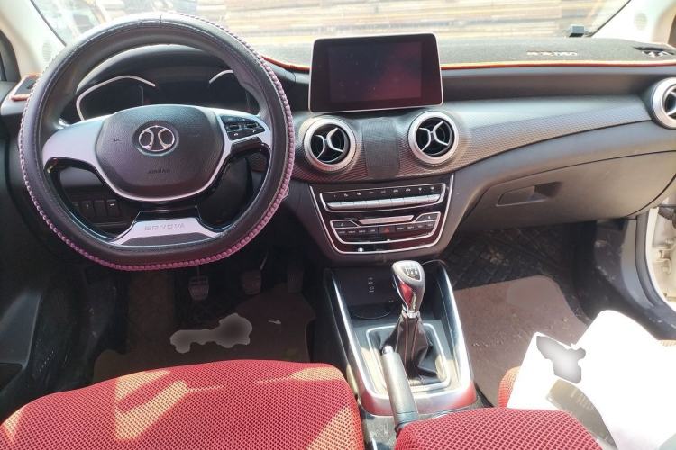 Used BAIC Senova D50 2019 1.5L Manual Luxury Edition China VI Center Console