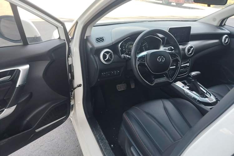 Used BAIC Senova D50 2019 1.5T CVT Prestige Edition China VI Driver Seat