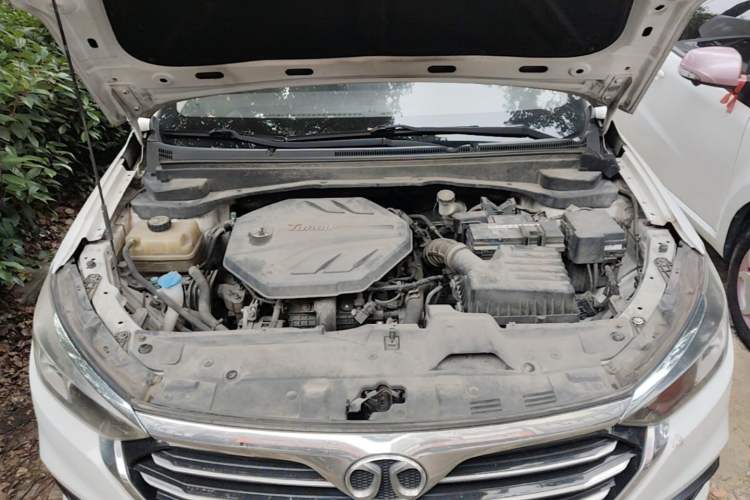 Used BAIC Senova D50 2019 1.5T CVT Prestige Edition China VI Engine Bay