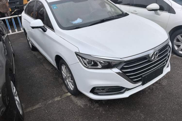 Used BAIC Senova D50 2019 1.5L Manual Prestige Edition China VI Exterior 2