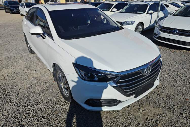 Used BAIC Senova D50 2019 1.5T CVT Prestige Edition China VI Exterior 2