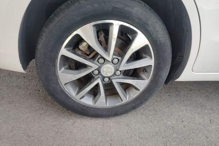 Used BAIC Senova D50 2019 1.5T CVT Prestige Edition China VI Exterior 5