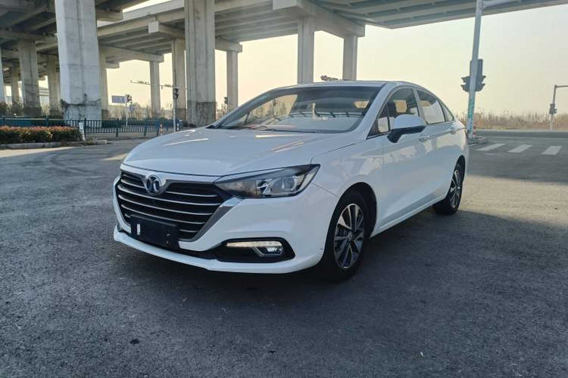 Used BAIC Senova D50 2019 1.5T CVT Prestige Edition China VI Front Left 45 Deg