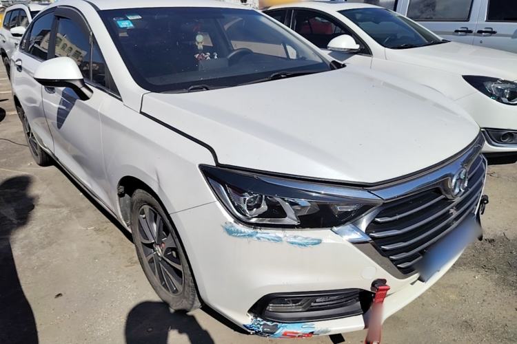 Used BAIC Senova D50 2019 1.5L CVT Luxury Edition China V Front Right 45 Deg