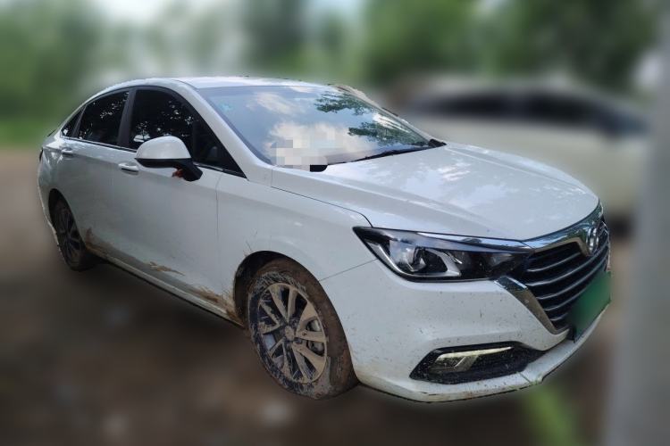 Used BAIC Senova D50 2019 1.5L Manual Luxury Edition China VI Front Right 45 Deg