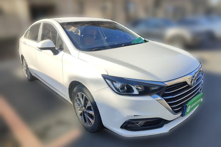 Used BAIC Senova D50 2019 1.5L CVT Luxury Edition China V Front Right 45 Deg