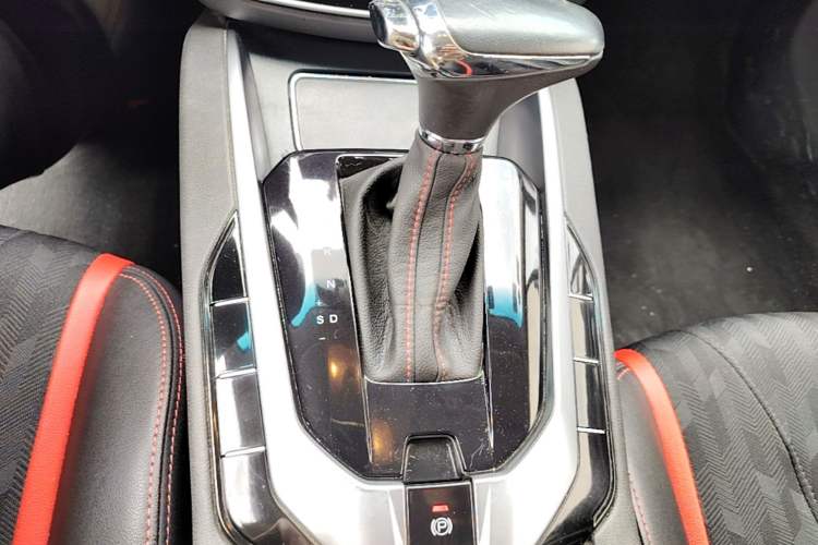 Used BAIC Senova D50 2019 1.5L CVT Luxury Edition China V Gear Lever