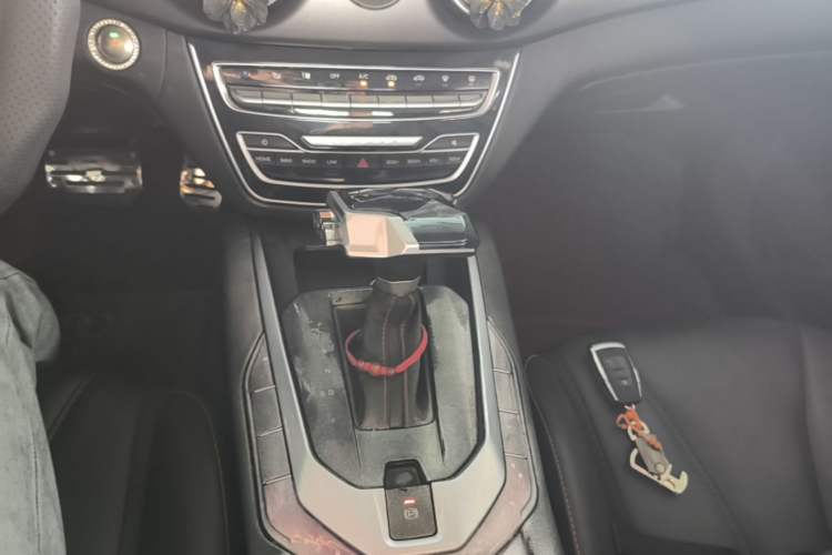 Used BAIC Senova D50 2019 1.5T CVT Prestige Edition China VI Gear Lever