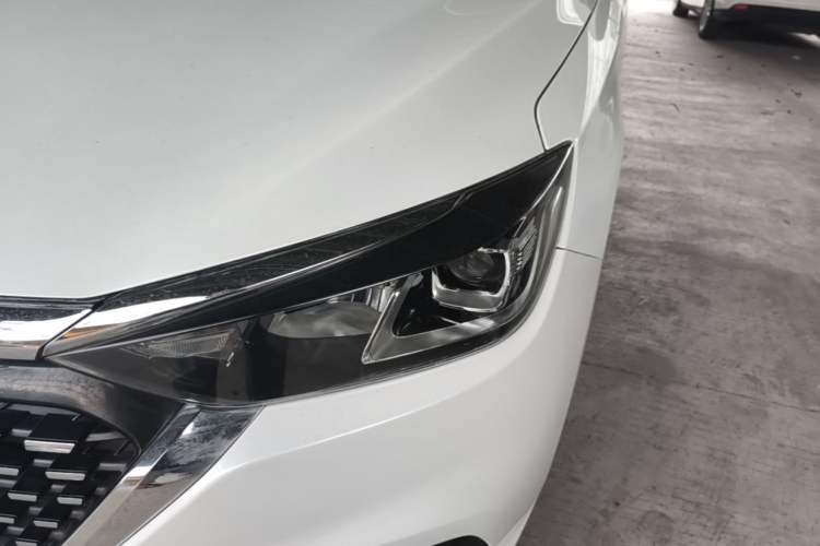 Used BAIC Senova D50 2019 1.5T CVT Prestige Edition China VI Left Front Headlight
