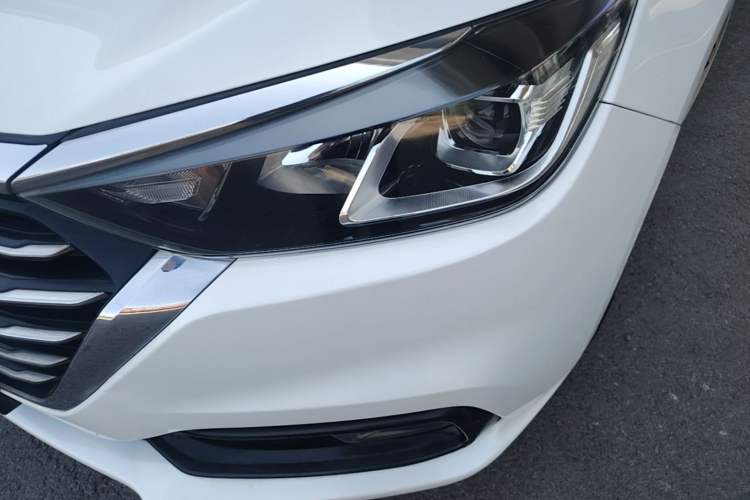 Used BAIC Senova D50 2019 1.5T CVT Prestige Edition China VI Left Front Headlight
