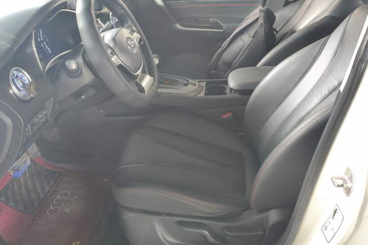 Used BAIC Senova D50 2019 1.5T CVT Prestige Edition China VI Left Front Seat