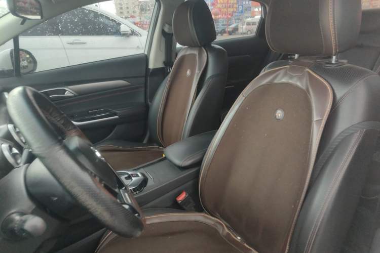 Used BAIC Senova D50 2019 1.5T CVT Prestige Edition China VI Left Front Seat
