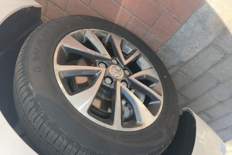 Used BAIC Senova D50 2019 1.5T CVT Prestige Edition China VI Left Front Wheel Hub