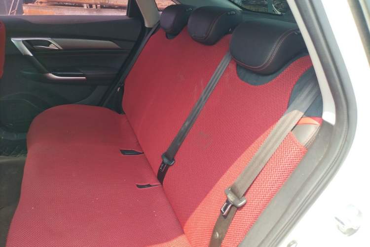 Used BAIC Senova D50 2019 1.5L Manual Luxury Edition China VI Left Rear Seat