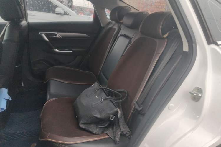 Used BAIC Senova D50 2019 1.5T CVT Prestige Edition China VI Left Rear Seat