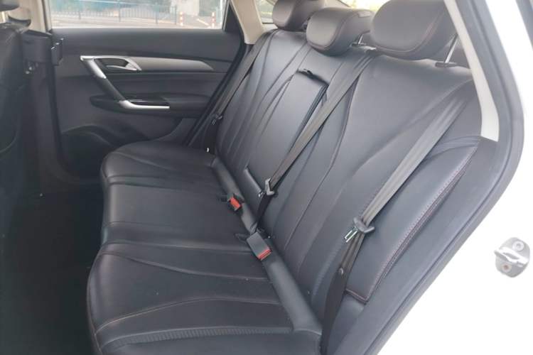 Used BAIC Senova D50 2019 1.5T CVT Prestige Edition China VI Left Rear Seat