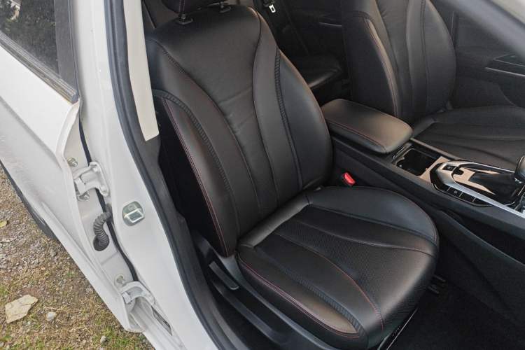 Used BAIC Senova D50 2019 1.5T CVT Prestige Edition China VI Right Front Seat