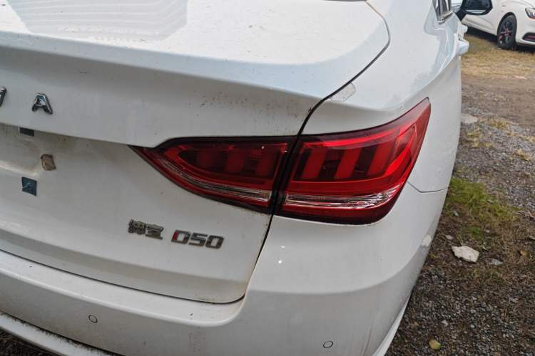 Used BAIC Senova D50 2019 1.5T CVT Prestige Edition China VI Right Rear Taillight