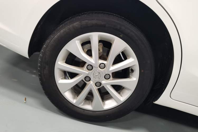 Used BAIC Senova D50 2019 1.5L Manual Prestige Edition China VI Right Rear Wheel Hub