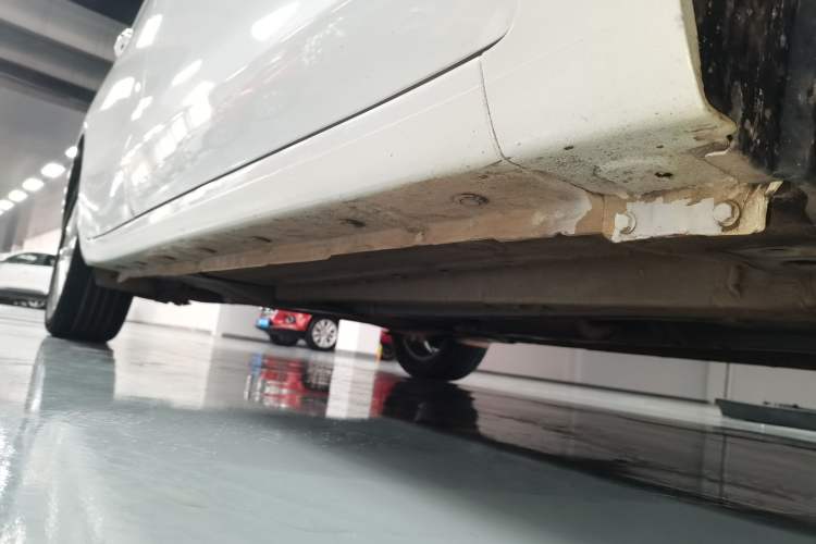 Used BAIC Senova D50 2019 1.5L Manual Prestige Edition China VI Right Side Sill