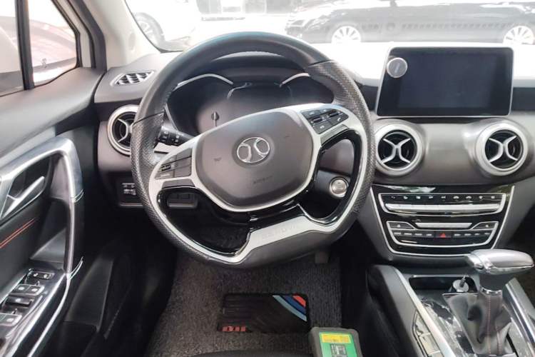 Used BAIC Senova D50 2019 1.5T CVT Prestige Edition China VI Steering Wheel