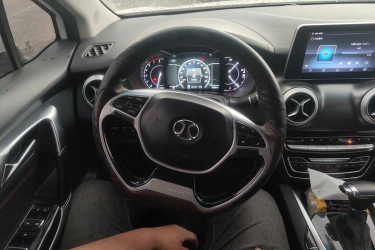 Used BAIC Senova D50 2019 1.5T CVT Prestige Edition China VI Steering Wheel