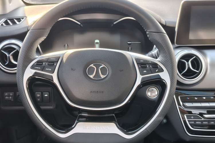 Used BAIC Senova D50 2019 1.5T CVT Prestige Edition China VI Steering Wheel