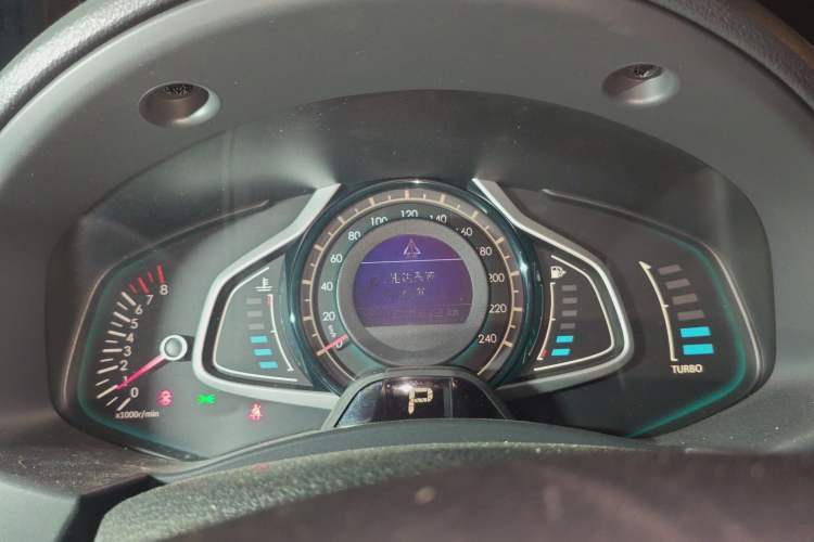 Used BAIC Senova D60 2014 1.8T automatic comfort version Instrument Cluster