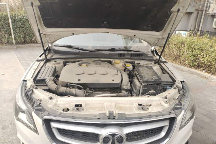 Used BAIC Senova D60 2014 1.8T Automatic Elite Model Engine Bay