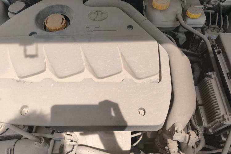 Used BAIC Senova D60 2014 1.8T manual Comfort trim level Engine Bay