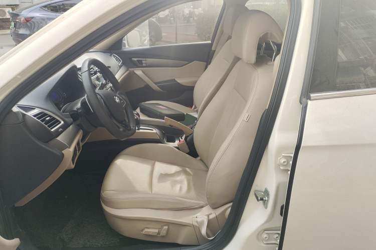 Used BAIC Senova D60 2014 1.8T Automatic Elite Model Left Front Seat
