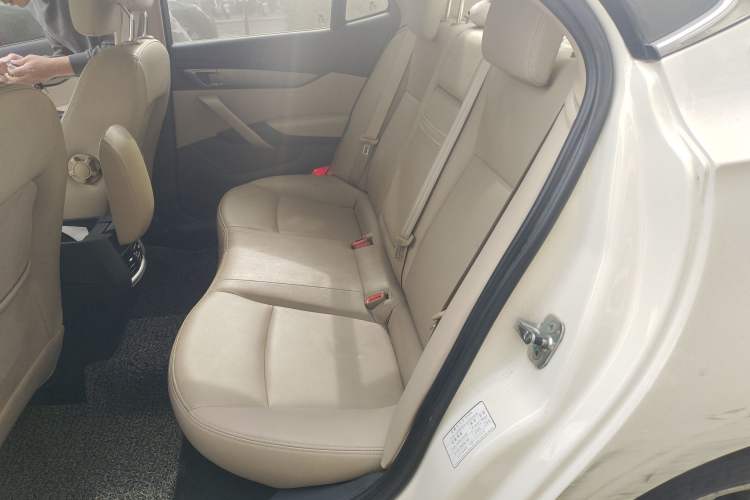 Used BAIC Senova D60 2014 1.8T Automatic Elite Model Left Rear Seat