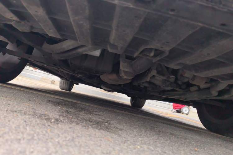Used BAIC Senova D70 2013 1.8T Government Edition Chassis Front
