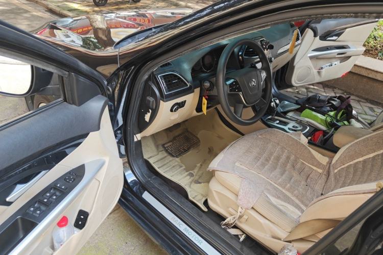 Used BAIC Senova D70 2013 2.0T Comfort Edition Driver Seat