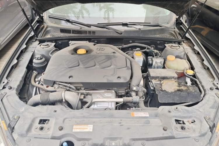 Used BAIC Senova D70 2013 1.8T Government Edition Engine Bay
