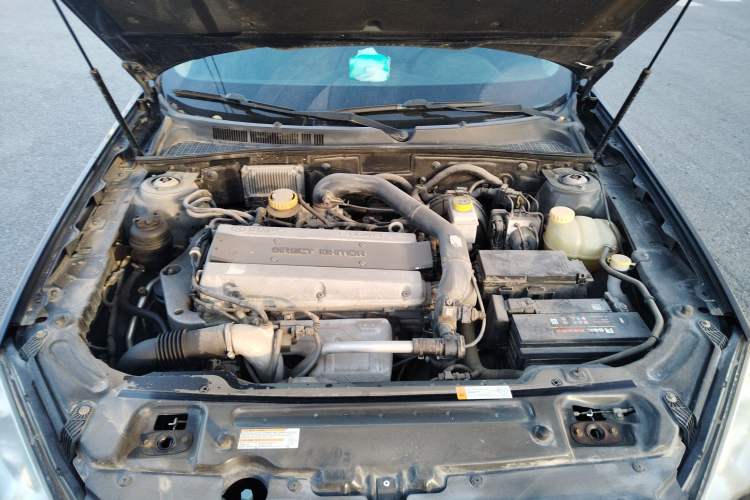 Used BAIC Senova D70 2013 2.0T Luxury Edition Engine Bay