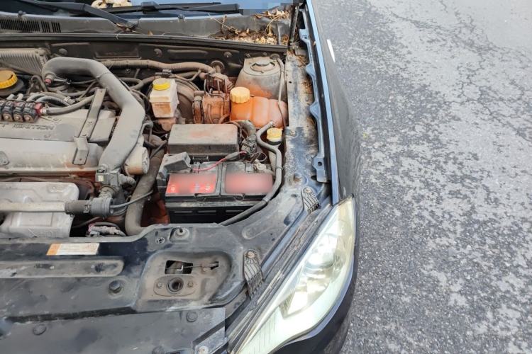 Used BAIC Senova D70 2013 2.0T Comfort Edition Engine Bay Left