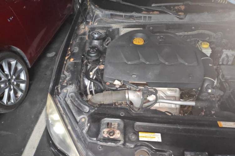 Used BAIC Senova D70 2013 2.0T Luxury Edition Engine Bay Right