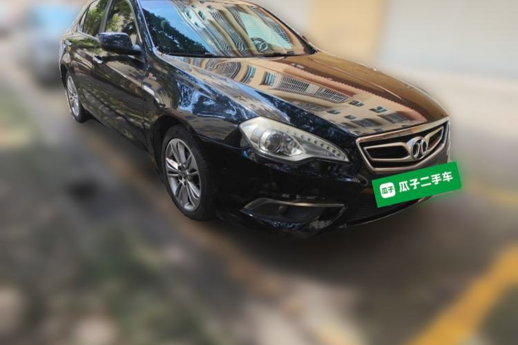 Used BAIC Senova D70 2013 2.0T Comfort Edition Front Right 45 Deg