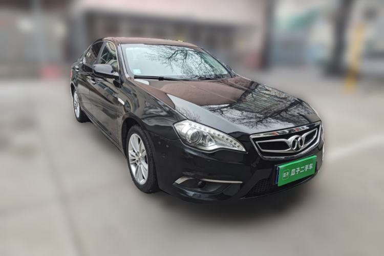 Used BAIC Senova D70 2013 2.3T Luxury Edition Front Right 45 Deg
