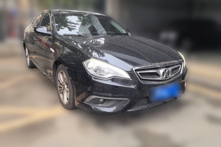 Used BAIC Senova D70 2013 1.8T Government Edition Front Right 45 Deg
