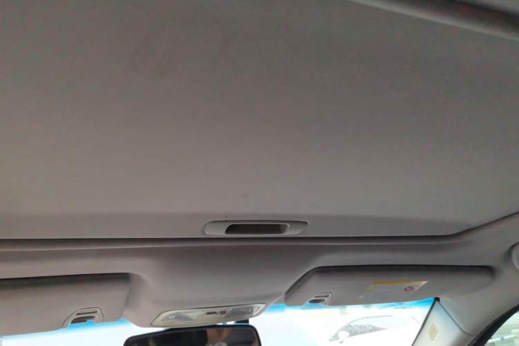 Used BAIC Senova D70 2013 1.8T Government Edition Headliner