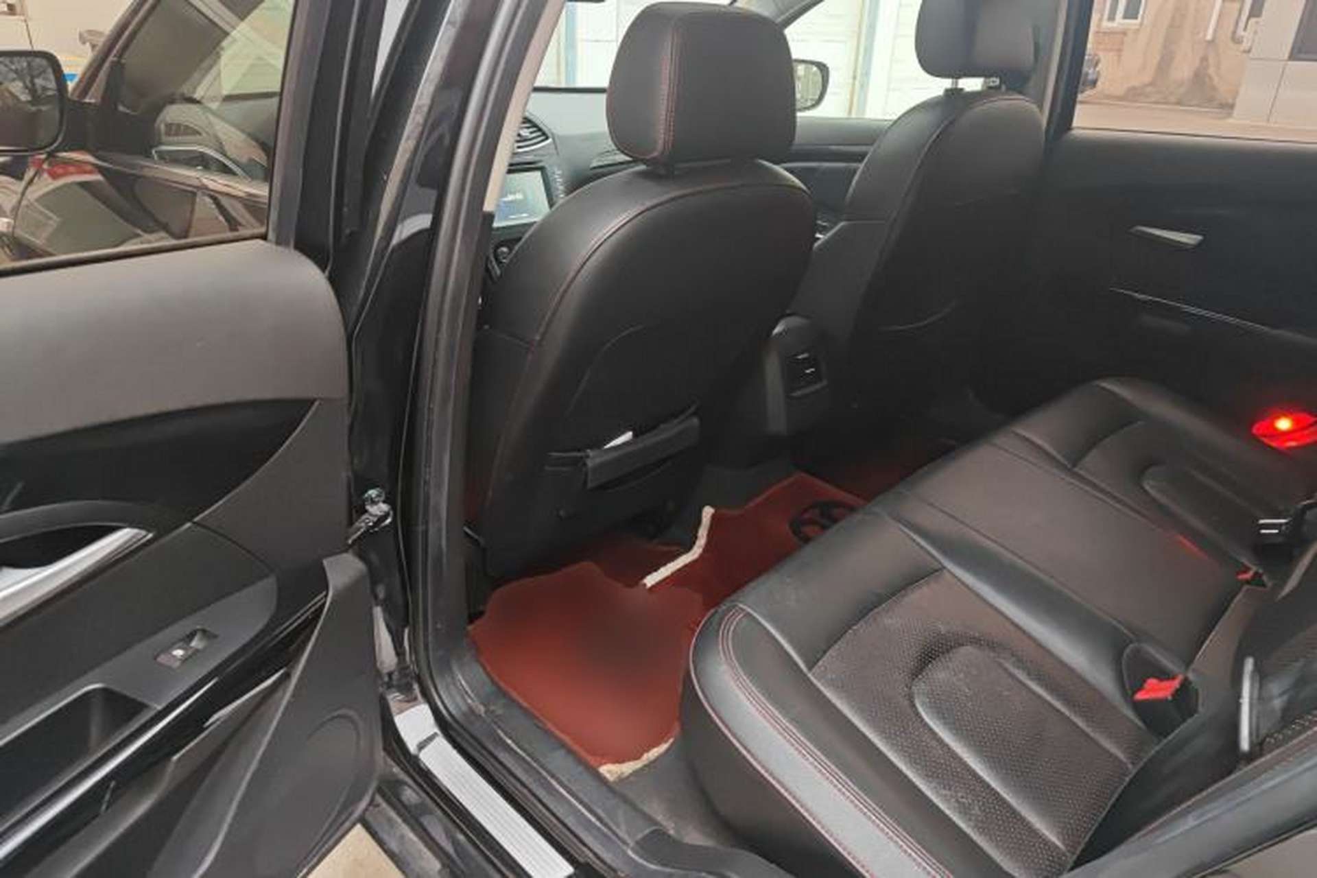 Used BAIC Senova D70 2013 2.3T Luxury Edition Left Rear Seat