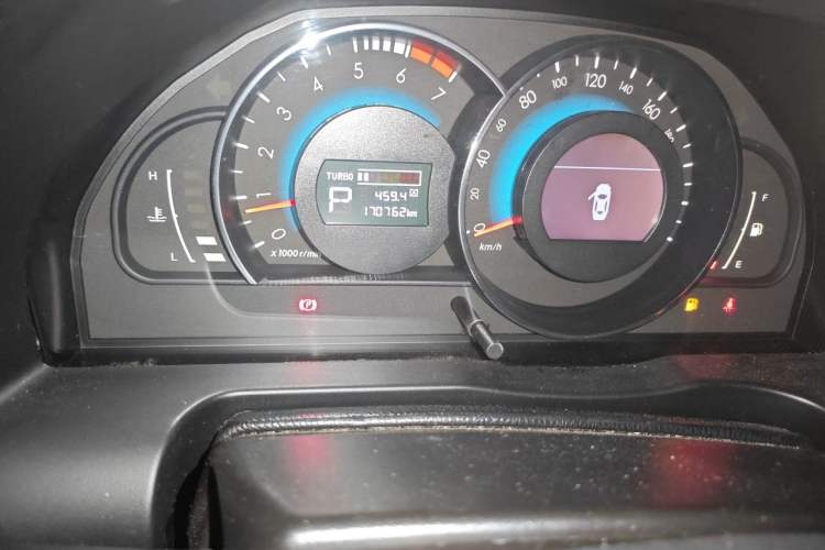 Used BAIC Senova D70 2013 2.0T Luxury Edition Odometer Close Up