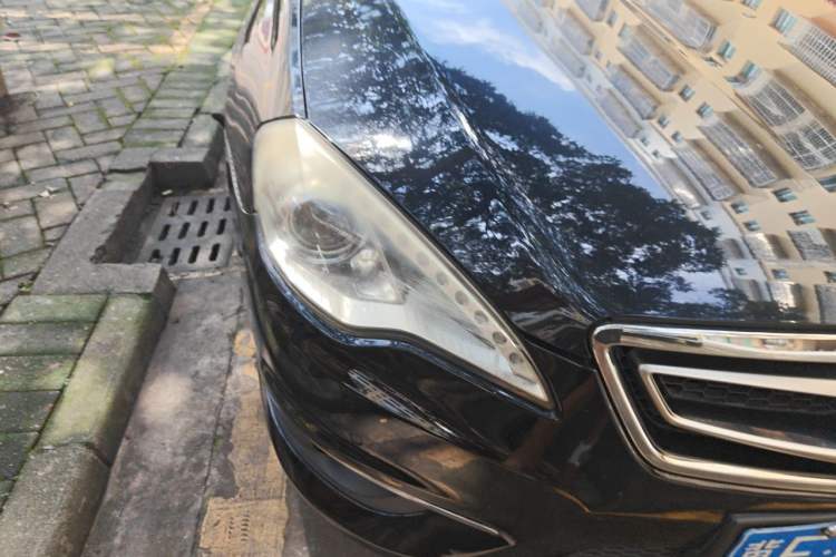 Used BAIC Senova D70 2013 2.0T Comfort Edition Right Front Headlight